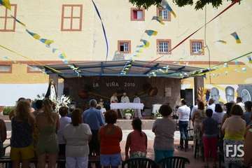 Misa y procesión de la Virgen de la Paloma en La Viña (Foto Francisco Javier Santana)
